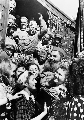 Они вернулись! Они вернулись!